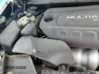 ✅ 2018 Jeep Cherokee Latitude Plus • VIN: 1C4PJLLB4JD597142 • Лот: 91248205. Опубликован ранее на Copart с пробегом 116 128 миль. Бесплатный доступ к архиву аукционных продаж из США и подробный отчёт об истории автомобиля на DreamBid. Изображение 14.