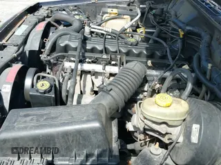 ✅ 1998 Jeep Cherokee Sport • VIN: 1J4FJ68S2WL150810 • Lot: 41911256. Listed on IAAI with 234,920 mi. Free auction sales archive from the USA and detailed vehicle history report at DreamBid. Image 12.