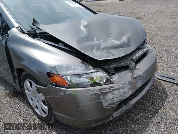 ✅ 2007 Honda Civic LX • VIN: 1HGFA16507L083990 • Lot: 44783936. Wystawiony na IAAI z przebiegiem 188 146 mil. Bezpłatny archiwum sprzedaży aukcyjnych z USA i szczegółowy raport historii pojazdu na DreamBid. Zdjęcie 6.