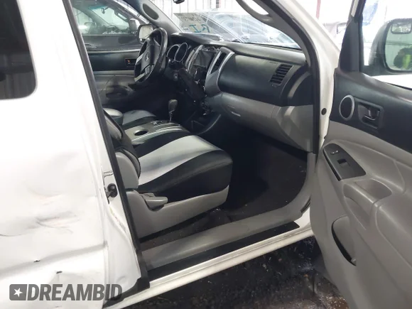 ✅ 2013 Toyota Tacoma • VIN: 5TFUX4EN5DX021707 • Лот: 44240733. Опубликован ранее на IAAI с пробегом 102 953 миль. Бесплатный доступ к архиву аукционных продаж из США и подробный отчёт об истории автомобиля на DreamBid. Изображение 5.