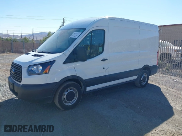 ✅ 2018 Ford Transit • VIN: 1FTYE1CM8JKB42370 • Lot: 42595047. Wystawiony na IAAI z przebiegiem 76 992 mil. Bezpłatny archiwum sprzedaży aukcyjnych z USA i szczegółowy raport historii pojazdu na DreamBid. Zdjęcie 2.