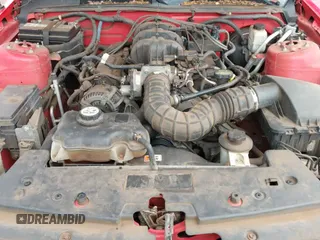 ✅ 2009 Ford Mustang • VIN: 1ZVHT84N295118580 • Lot: 41378847. Wystawiony na IAAI z przebiegiem 95 813 mil. Bezpłatny archiwum sprzedaży aukcyjnych z USA i szczegółowy raport historii pojazdu na DreamBid. Zdjęcie 13.