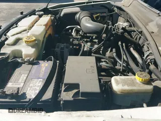 ✅ 2008 Jeep Liberty Limited • VIN: 1J8GP58K58W183250 • Lot: 41665014. Listed on IAAI with 152,146 mi. Free auction sales archive from the USA and detailed vehicle history report at DreamBid. Image 14.