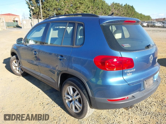 ✅ 2017 Volkswagen Tiguan S • VIN: WVGAV7AX8HW510272 • Lot: 43711079. Wystawiony na IAAI z przebiegiem 90 021 mil. Bezpłatny archiwum sprzedaży aukcyjnych z USA i szczegółowy raport historii pojazdu na DreamBid. Zdjęcie 3.