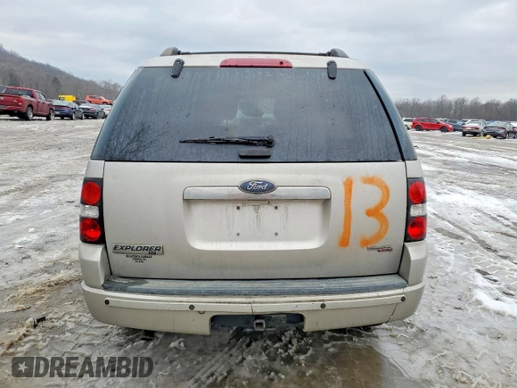 ✅ 2006 Ford Explorer Limited • VIN: 1FMEU75E16UB37453 • Lot: 99522415. Wystawiony na Copart z przebiegiem Nie podano. Bezpłatny archiwum sprzedaży aukcyjnych z USA i szczegółowy raport historii pojazdu na DreamBid. Zdjęcie 6.