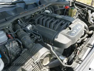 ✅ 2017 Volkswagen Touareg Wolfsburg Edition • VIN: WVGRF7BP9HD001737 • Lot: 42280198. Listed on IAAI with 159,257 mi. Free auction sales archive from the USA and detailed vehicle history report at DreamBid. Image 19.