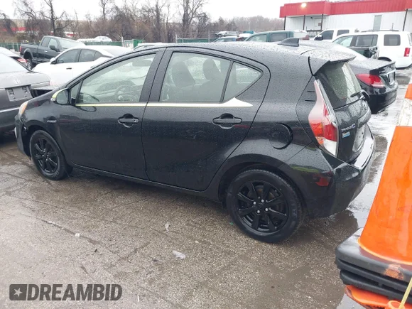 ✅ 2016 Toyota Prius Two • VIN: JTDKDTB36G1120573 • Lot: 44619770. Wystawiony na IAAI z przebiegiem 115 151 mil. Bezpłatny archiwum sprzedaży aukcyjnych z USA i szczegółowy raport historii pojazdu na DreamBid. Zdjęcie 3.