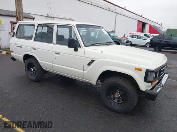 ✅ 1988 Toyota Land Cruiser • VIN: JT3FJ62G5J0081278 • Лот: 43695572. Опубликован ранее на IAAI с пробегом 278 577 миль. Бесплатный доступ к архиву аукционных продаж из США и подробный отчёт об истории автомобиля на DreamBid. Изображение 1.