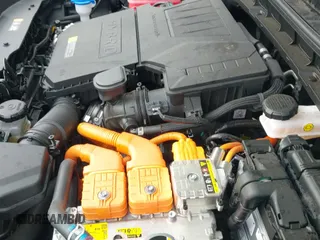 ✅ 2023 Kia Niro EX Touring • VIN: KNDCR3LE0P5087794 • Lot: 43388831. Wystawiony na IAAI z przebiegiem 45 449 mil. Bezpłatny archiwum sprzedaży aukcyjnych z USA i szczegółowy raport historii pojazdu na DreamBid. Zdjęcie 23.