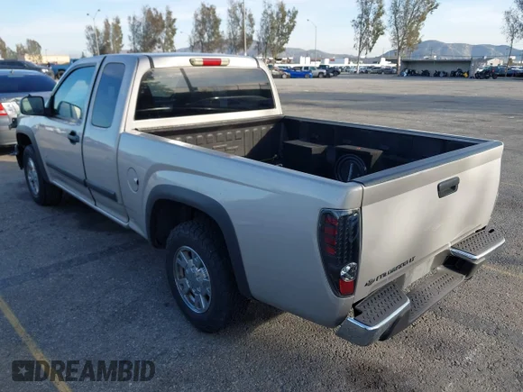 ✅ 2008 Chevrolet Colorado Work Truck • VIN: 1GCCS199088137371 • Lot: 41609677. Wystawiony na IAAI z przebiegiem 177 004 mil. Bezpłatny archiwum sprzedaży aukcyjnych z USA i szczegółowy raport historii pojazdu na DreamBid. Zdjęcie 3.