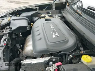 ✅ 2017 Jeep Cherokee Sport • VIN: 1C4PJMAB0HW567739 • Лот: 41381622. Опубликован ранее на IAAI с пробегом 120 217 миль. Бесплатный доступ к архиву аукционных продаж из США и подробный отчёт об истории автомобиля на DreamBid. Изображение 19.