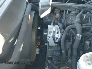 ✅ 2015 GMC Sierra 2500HD • VIN: 1GD21XEG5FZ121790 • Lot: 43453515. Wystawiony na IAAI z przebiegiem 174 716 mil. Bezpłatny archiwum sprzedaży aukcyjnych z USA i szczegółowy raport historii pojazdu na DreamBid. Zdjęcie 19.