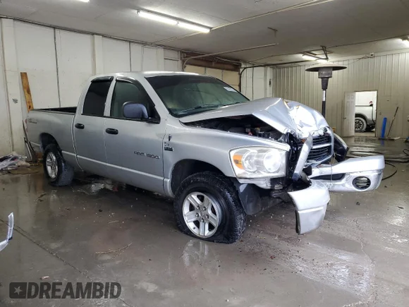 ✅ 2007 Dodge 1500 SLT • VIN: 1D7HU18227S143491 • Lot: 85428224. Wystawiony na Copart z przebiegiem 248 605 mil. Bezpłatny archiwum sprzedaży aukcyjnych z USA i szczegółowy raport historii pojazdu na DreamBid. Zdjęcie 4.