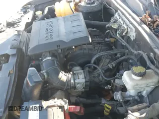 ✅ 2010 Ford Escape XLT • VIN: 1FMCU0DG0AKA30318 • Lot: 43587893. Listed on IAAI with 229,319 mi. Free auction sales archive from the USA and detailed vehicle history report at DreamBid. Image 12.