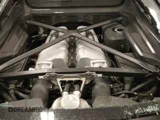 ✅ 2017 Audi R8 V10 • VIN: WUAEAAFX2H7901938 • Lot: 42429355. Wystawiony na IAAI z przebiegiem 29 616 mil. Bezpłatny archiwum sprzedaży aukcyjnych z USA i szczegółowy raport historii pojazdu na DreamBid. Zdjęcie 21.