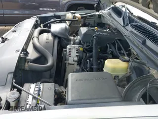 ✅ 2000 GMC Sierra 1500 SLE • VIN: 2GTEC19TXY1114670 • Lot: 43478238. Wystawiony na IAAI z przebiegiem 237 513 mil. Bezpłatny archiwum sprzedaży aukcyjnych z USA i szczegółowy raport historii pojazdu na DreamBid. Zdjęcie 21.