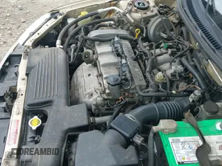 ✅ 2001 Mazda Protege LX • VIN: JM1BJ226X10404508 • Lot: 42786784. Listed on IAAI with 129,050 mi. Free auction sales archive from the USA and detailed vehicle history report at DreamBid. Image 12.