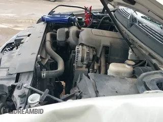 ✅ 2013 Chevrolet Tahoe LS • VIN: 1GNSCAE02DR145192 • Lot: 43433916. Wystawiony na IAAI z przebiegiem 143 278 mil. Bezpłatny archiwum sprzedaży aukcyjnych z USA i szczegółowy raport historii pojazdu na DreamBid. Zdjęcie 20.