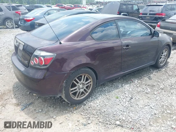 ✅ 2008 Scion tC Spec • VIN: JTKDE167180245259 • Lot: 42696965. Wystawiony na IAAI z przebiegiem 220 895 mil. Bezpłatny archiwum sprzedaży aukcyjnych z USA i szczegółowy raport historii pojazdu na DreamBid. Zdjęcie 4.