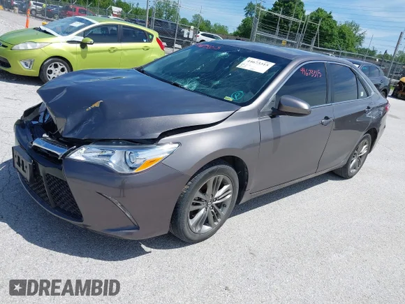 ✅ 2017 Toyota Camry XLE • VIN: 4T1BF1FK3HU737117 • Lot: 44673315. Wystawiony na IAAI z przebiegiem 142 034 mil. Bezpłatny archiwum sprzedaży aukcyjnych z USA i szczegółowy raport historii pojazdu na DreamBid. Zdjęcie 2.