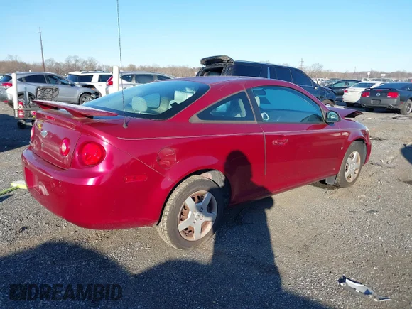 ✅ 2007 Chevrolet Cobalt LT • VIN: 1G1AL15F477192967 • Lot: 41157195. Wystawiony na IAAI z przebiegiem 114 256 mil. Bezpłatny archiwum sprzedaży aukcyjnych z USA i szczegółowy raport historii pojazdu na DreamBid. Zdjęcie 4.