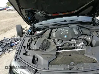 ✅ 2023 BMW 5 Series M550i xDrive • VIN: WBA13BK0XPCM98878 • Лот: 45580685. Опубликован ранее на Copart с пробегом 10 866 миль. Бесплатный доступ к архиву аукционных продаж из США и подробный отчёт об истории автомобиля на DreamBid. Изображение 16.