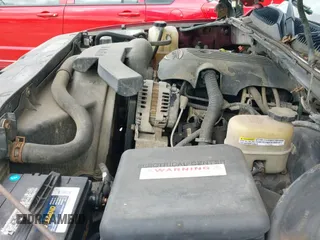 ✅ 2002 Chevrolet Suburban LT • VIN: 1GNFK16Z12J148114 • Лот: 42180158. Опубликован ранее на IAAI с пробегом 231 149 миль. Бесплатный доступ к архиву аукционных продаж из США и подробный отчёт об истории автомобиля на DreamBid. Изображение 19.