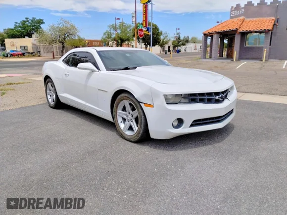 ✅ 2013 Chevrolet Camaro LT • VIN: 2G1FB1E31D9199822 • Lot: 54688216. Listed on Copart with 138,472 mi. Free auction sales archive from the USA and detailed vehicle history report at DreamBid. Image 1.
