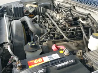 ✅ 2005 Ford Explorer Limited • VIN: 1FMZU75W05UB83140 • Lot: 41963895. Wystawiony na IAAI z przebiegiem 198 856 mil. Bezpłatny archiwum sprzedaży aukcyjnych z USA i szczegółowy raport historii pojazdu na DreamBid. Zdjęcie 12.