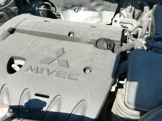 ✅ 2016 Mitsubishi Outlander ES • VIN: JA4AR3AW5GZ042162 • Lot: 42660192. Listed on IAAI with 122,358 mi. Free auction sales archive from the USA and detailed vehicle history report at DreamBid. Image 18.