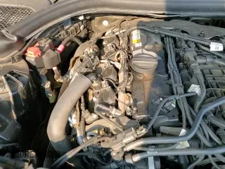 ✅ 2017 BMW 5 Series 530i xDrive • VIN: WBAJA7C39HWA70816 • Lot: 92900715. Wystawiony na Copart z przebiegiem 85 556 mil. Bezpłatny archiwum sprzedaży aukcyjnych z USA i szczegółowy raport historii pojazdu na DreamBid. Zdjęcie 14.