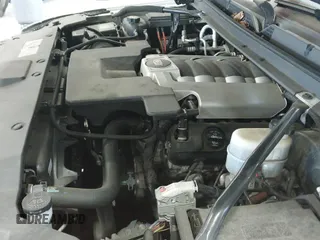 ✅ 2018 Cadillac Escalade ESV Luxury • VIN: 1GYS4HKJ2JR391841 • Lot: 42837622. Listed on IAAI with 90,277 mi. Free auction sales archive from the USA and detailed vehicle history report at DreamBid. Image 23.