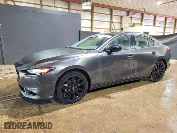 ✅ 2024 Mazda 3 S Select Sport • VIN: 3MZBPABM9RM425508 • Лот: 56194026. Опубліковано раніше на Copart з пробігом 39 319 миль. Безкоштовний доступ до архіву аукціонних продажів зі США та докладний звіт про історію автомобіля на DreamBid. Зображення 1.