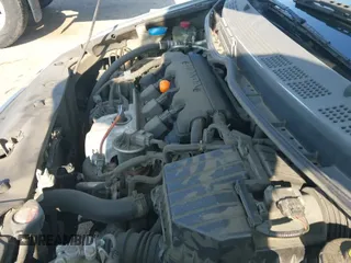 ✅ 2010 Honda Civic LX • VIN: 2HGFA1F54AH528896 • Lot: 43183996. Wystawiony na IAAI z przebiegiem 162 169 mil. Bezpłatny archiwum sprzedaży aukcyjnych z USA i szczegółowy raport historii pojazdu na DreamBid. Zdjęcie 19.