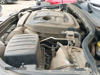 ✅ 2019 Jeep Grand Cherokee Laredo E • VIN: 1C4RJEAG9KC707550 • Lot: 43477558. Wystawiony na IAAI z przebiegiem 61 339 mil. Bezpłatny archiwum sprzedaży aukcyjnych z USA i szczegółowy raport historii pojazdu na DreamBid. Zdjęcie 19.