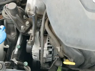 ✅ 2013 Hyundai Veloster w/Gray Int • VIN: KMHTC6AD6DU155445 • Lot: 43285405. Wystawiony na IAAI z przebiegiem 126 975 mil. Bezpłatny archiwum sprzedaży aukcyjnych z USA i szczegółowy raport historii pojazdu na DreamBid. Zdjęcie 12.