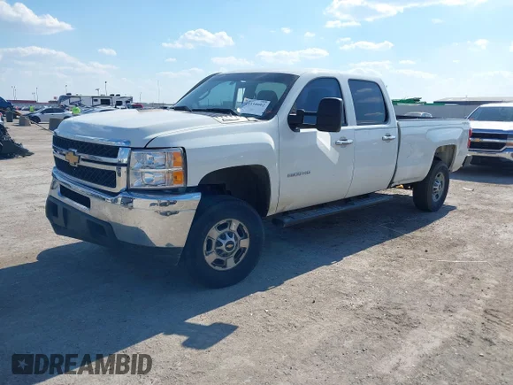 ✅ 2012 Chevrolet Silverado 2500HD Work Truck • VIN: 1GC1KVCG9CF188636 • Лот: 43334602. Опубліковано раніше на IAAI з пробігом 199 505 миль. Безкоштовний доступ до архіву аукціонних продажів зі США та докладний звіт про історію автомобіля на DreamBid. Зображення 2.
