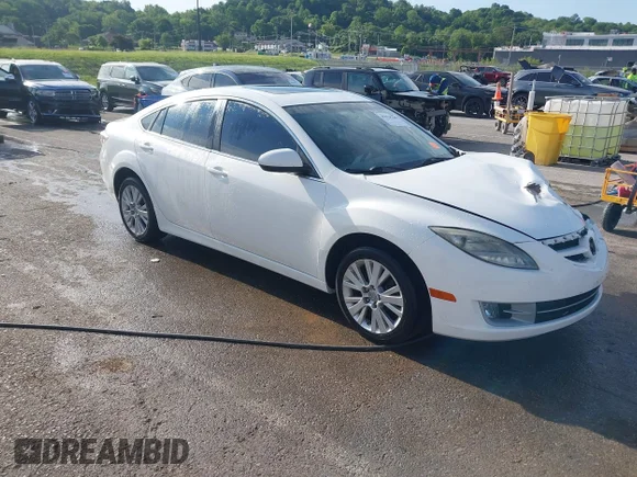 ✅ 2010 Mazda 6 i Touring • VIN: 1YVHZ8CH5A5M56616 • Лот: 45038280. Опубликован ранее на IAAI с пробегом 158 568 миль. Бесплатный доступ к архиву аукционных продаж из США и подробный отчёт об истории автомобиля на DreamBid. Изображение 1.