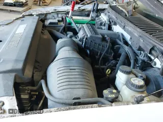 ✅ 2006 Ford Expedition Special Service • VIN: 1FMPU16516LA89222 • Lot: 43055725. Wystawiony na IAAI z przebiegiem 140 194 mil. Bezpłatny archiwum sprzedaży aukcyjnych z USA i szczegółowy raport historii pojazdu na DreamBid. Zdjęcie 18.