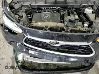 ✅ 2020 Toyota Highlander LE • VIN: 5TDBZRBH7LS518646 • Lot: 90810375. Wystawiony na Copart z przebiegiem 114 794 mil. Bezpłatny archiwum sprzedaży aukcyjnych z USA i szczegółowy raport historii pojazdu na DreamBid. Zdjęcie 16.