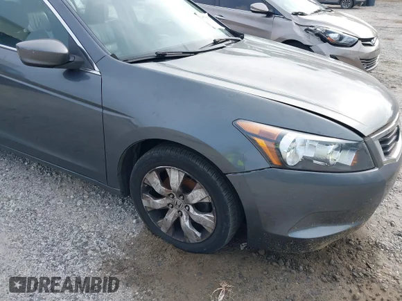 ✅ 2009 Honda Accord EX-L • VIN: 1HGCP26809A109925 • Lot: 39758705. Wystawiony na IAAI z przebiegiem 227 386 mil. Bezpłatny archiwum sprzedaży aukcyjnych z USA i szczegółowy raport historii pojazdu na DreamBid. Zdjęcie 6.