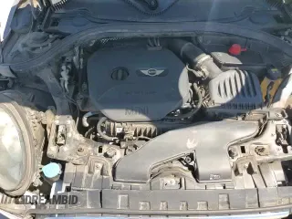 ✅ 2017 MINI Clubman Cooper • VIN: WMWLN5C5XH2E32338 • Lot: 66155065. Wystawiony na Copart z przebiegiem 67 846 mil. Bezpłatny archiwum sprzedaży aukcyjnych z USA i szczegółowy raport historii pojazdu na DreamBid. Zdjęcie 14.