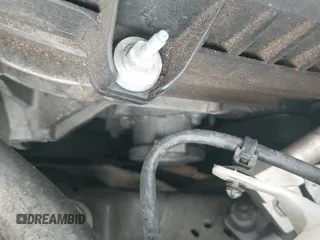 ✅ 2017 Lincoln Continental Livery • VIN: 1LN6L9HK6H5606280 • Лот: 43371158. Опубликован ранее на IAAI с пробегом 317 615 миль. Бесплатный доступ к архиву аукционных продаж из США и подробный отчёт об истории автомобиля на DreamBid. Изображение 19.