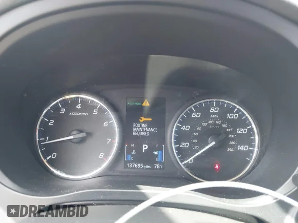 ✅ 2018 Mitsubishi Outlander ES • VIN: JA4AD2A3XJZ053082 • Lot: 44477746. Wystawiony na IAAI z przebiegiem 137 695 mil. Bezpłatny archiwum sprzedaży aukcyjnych z USA i szczegółowy raport historii pojazdu na DreamBid. Zdjęcie 7.