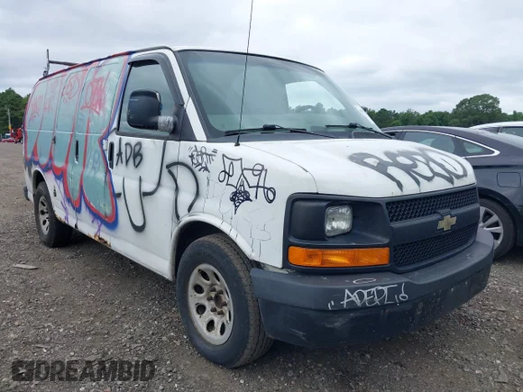 ✅ 2011 Chevrolet Express Cargo • VIN: 1GCSGAFX5B1128651 • Лот: 43019008. Опубликован ранее на IAAI с пробегом 226 921 миль. Бесплатный доступ к архиву аукционных продаж из США и подробный отчёт об истории автомобиля на DreamBid. Изображение 1.