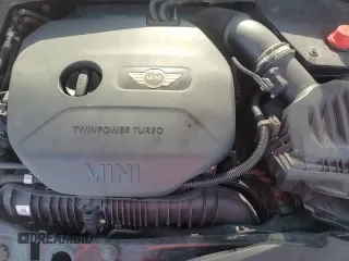 ✅ 2018 MINI Convertible Cooper S • VIN: WMWWG9C55J3E38904 • Lot: 90984765. Wystawiony na Copart z przebiegiem 93 239 mil. Bezpłatny archiwum sprzedaży aukcyjnych z USA i szczegółowy raport historii pojazdu na DreamBid. Zdjęcie 13.