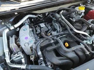 ✅ 2025 Nissan Sentra SV • VIN: 3N1AB8CV1SY315017 • Lot: 70719135. Listed on Copart with 4,940 mi. Free auction sales archive from the USA and detailed vehicle history report at DreamBid. Image 15.