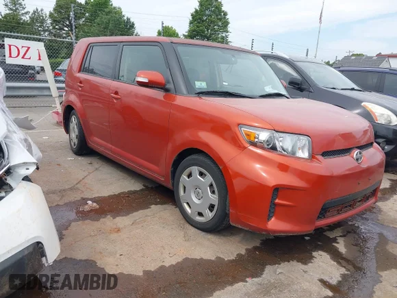 ✅ 2012 Scion xB • VIN: JTLZE4FE6CJ008402 • Lot: 45382268. Wystawiony na IAAI z przebiegiem 130 962 mil. Bezpłatny archiwum sprzedaży aukcyjnych z USA i szczegółowy raport historii pojazdu na DreamBid. Zdjęcie 1.