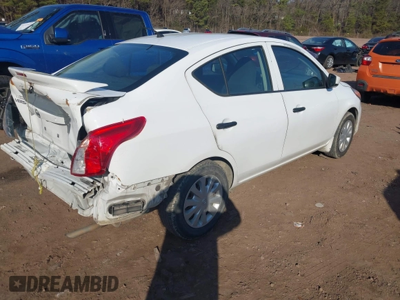 ✅ 2017 Nissan Versa SV • VIN: 3N1CN7AP4HL906561 • Lot: 44334066. Wystawiony na IAAI z przebiegiem 102 283 mil. Bezpłatny archiwum sprzedaży aukcyjnych z USA i szczegółowy raport historii pojazdu na DreamBid. Zdjęcie 4.