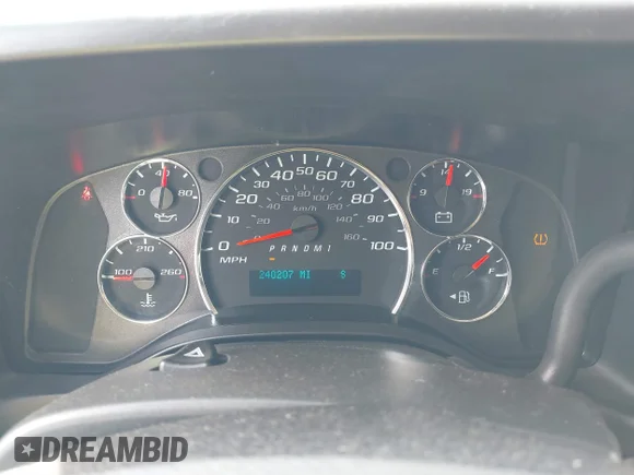 ✅ 2020 Chevrolet Express Passenger LT • VIN: 1GAZGPFG8L1209896 • Лот: 41509992. Опубліковано раніше на IAAI з пробігом 240 207 миль. Безкоштовний доступ до архіву аукціонних продажів зі США та докладний звіт про історію автомобіля на DreamBid. Зображення 7.